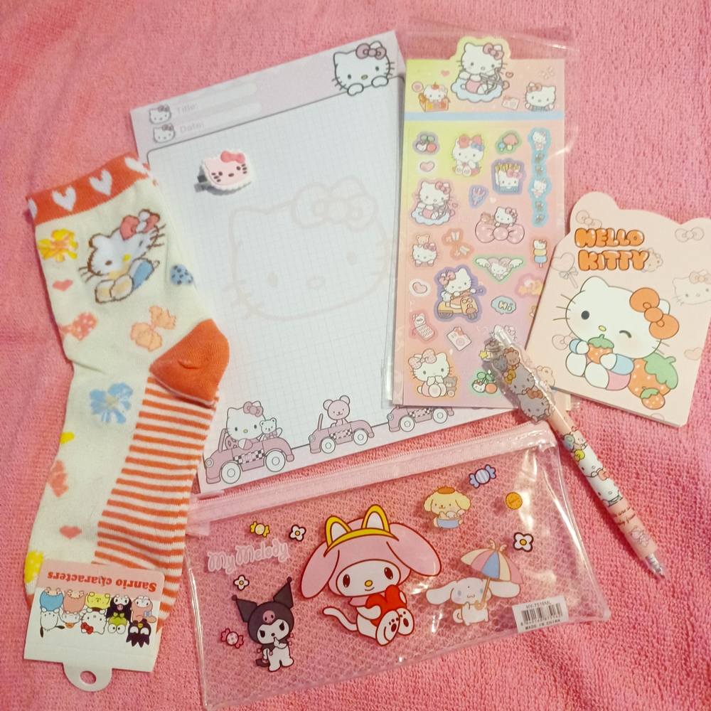 Hello Kitty Kids Accessory Set - Pink and Orange